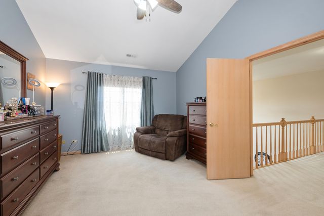148 Chateau Drive, Dyer, IN 46311