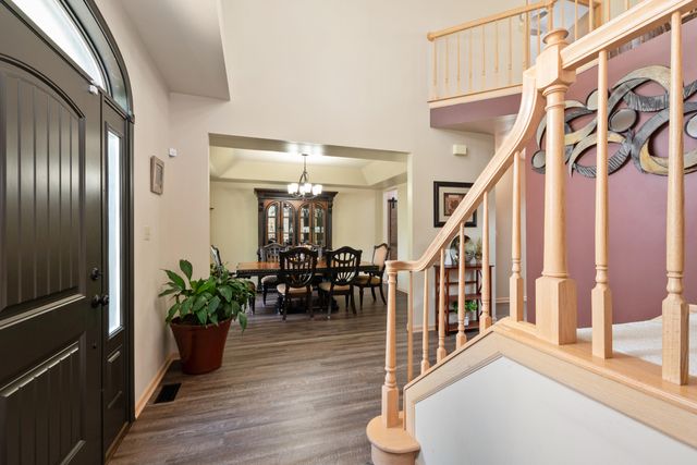 148 Chateau Drive, Dyer, IN 46311
