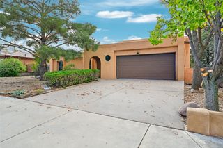 2157 Candelero, Santa Fe, NM 87505
