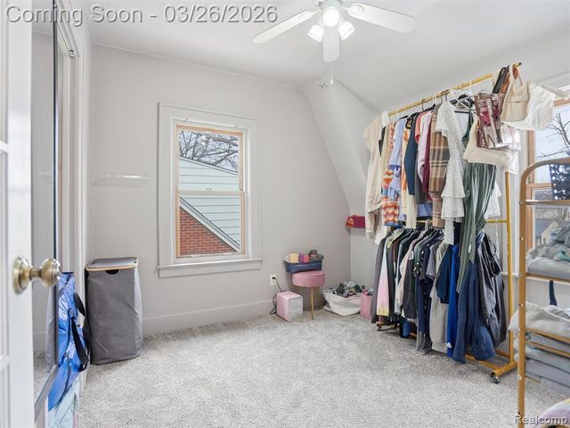 320 W Hazelhurst Street, Ferndale, MI 48220