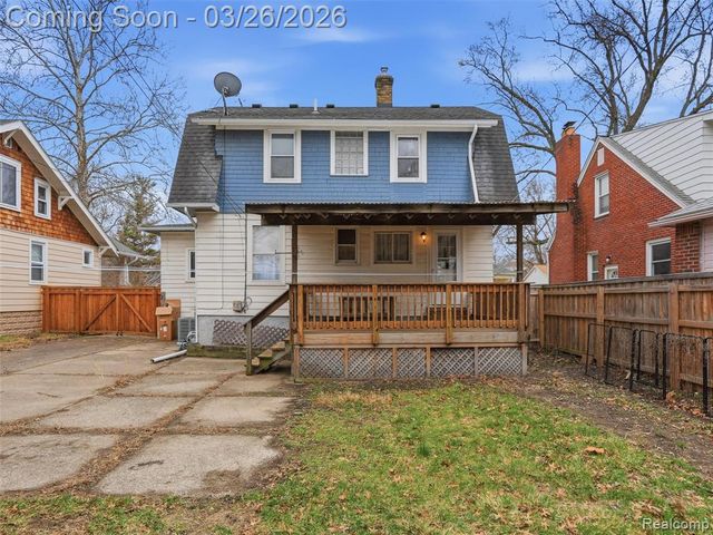 320 W Hazelhurst Street, Ferndale, MI 48220