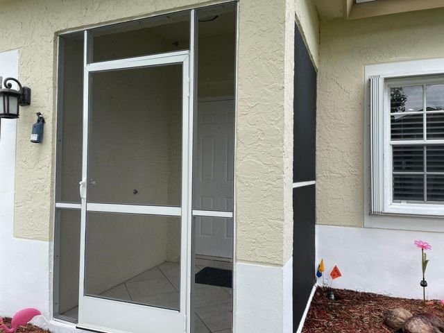 6264 Lansdowne Circle, Boynton Beach, FL 33472