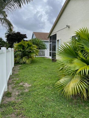 6264 Lansdowne Circle, Boynton Beach, FL 33472