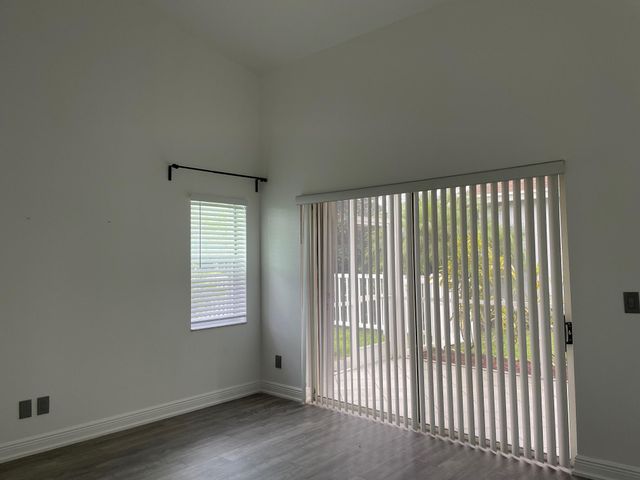 6264 Lansdowne Circle, Boynton Beach, FL 33472