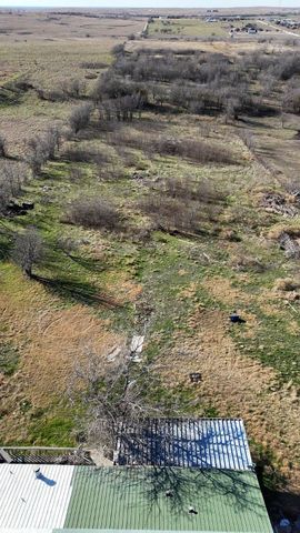 716 Coyote Trail, Rhome, TX 76078