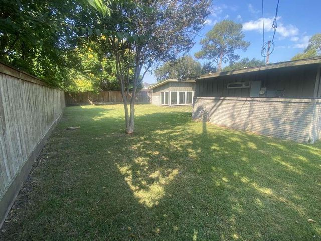 4711 Imogene Street, Houston, TX 77096