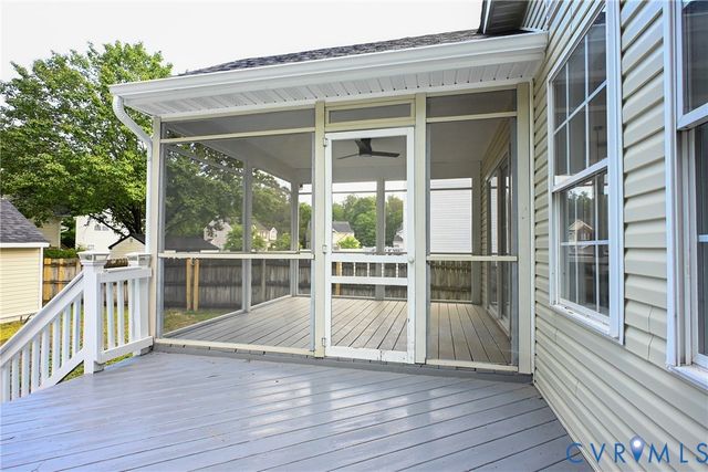 5901 Barnwood Dr, Ampthill, VA 23234