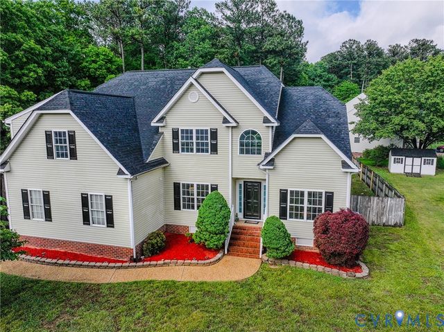 5901 Barnwood Dr, Ampthill, VA 23234