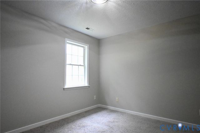 5901 Barnwood Dr, Ampthill, VA 23234