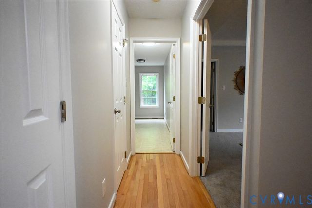 5901 Barnwood Dr, Ampthill, VA 23234