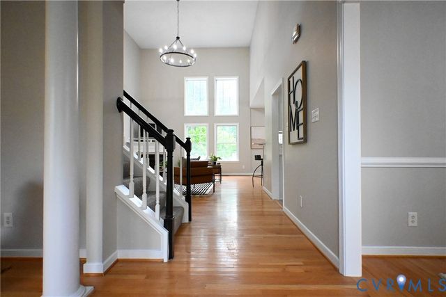 5901 Barnwood Dr, Ampthill, VA 23234