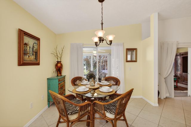 6737 Campanilla, Fort Pierce, FL 34951