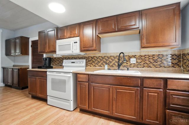 131 S Lafayette Street, Camden, OH 45311