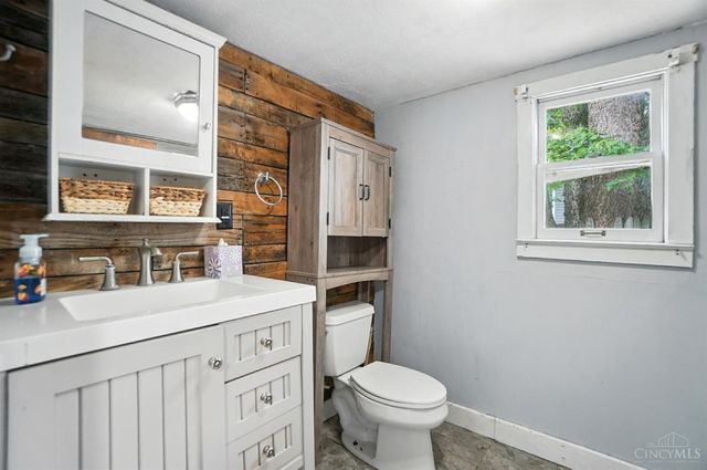 131 S Lafayette Street, Camden, OH 45311