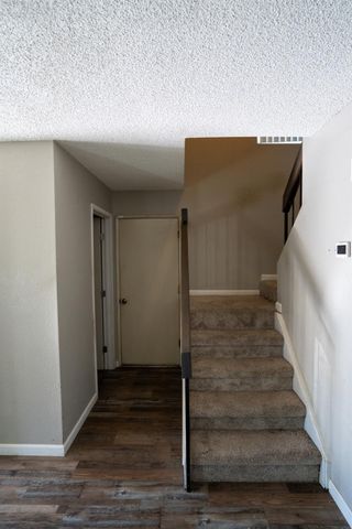 4221 Rosecrest Way, Sacramento, CA 95826