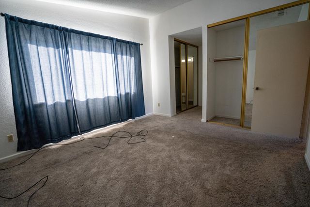 4221 Rosecrest Way, Sacramento, CA 95826