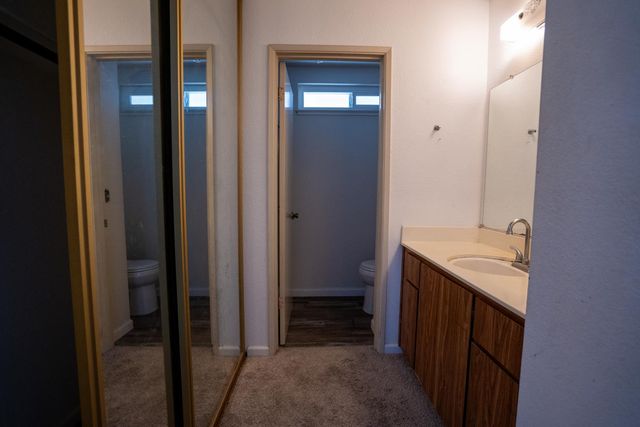 4221 Rosecrest Way, Sacramento, CA 95826