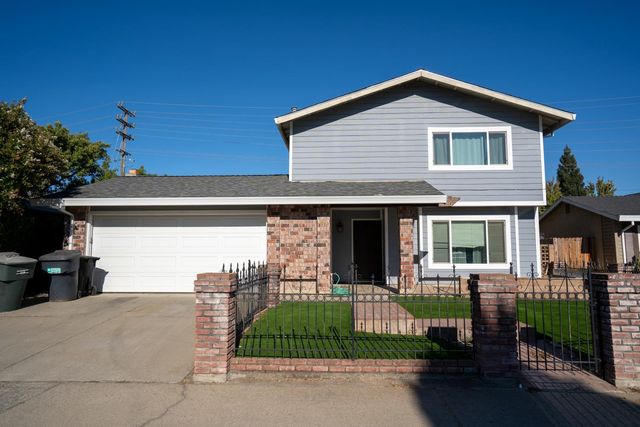 4221 Rosecrest Way, Sacramento, CA 95826