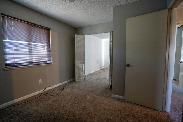 4221 Rosecrest Way, Sacramento, CA 95826