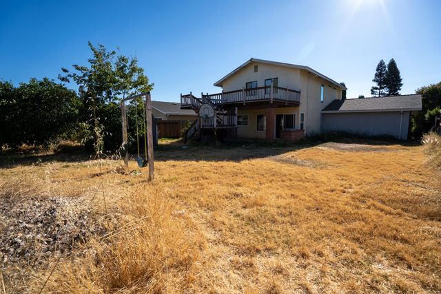 4221 Rosecrest Way, Sacramento, CA 95826