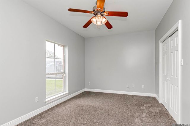 42168 Stone Ridge Ave, Prairieville, LA 70769