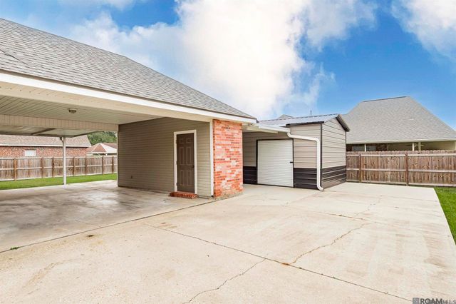 42168 Stone Ridge Ave, Prairieville, LA 70769