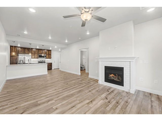 265 High Point Dr 102, Longmont, CO 80504