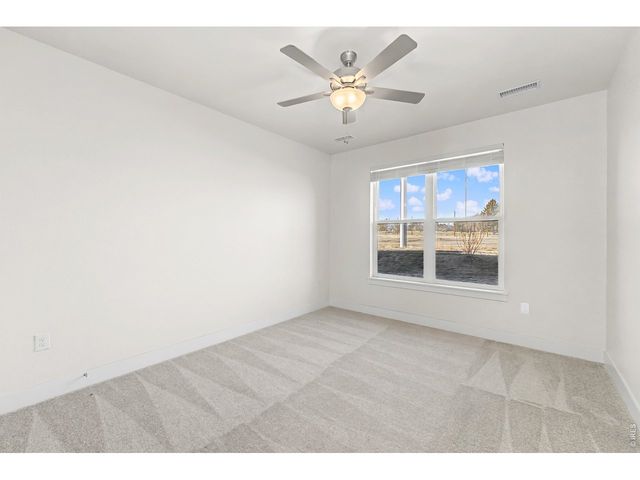 265 High Point Dr 102, Longmont, CO 80504