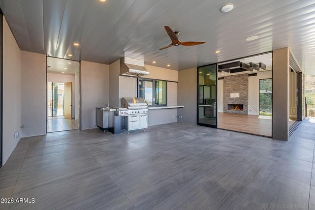 14296 E KALIL Drive, Scottsdale, AZ 85259