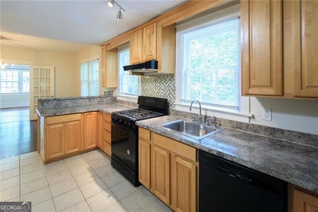 1656 Hosea L Williams Drive SE, Atlanta, GA 30317