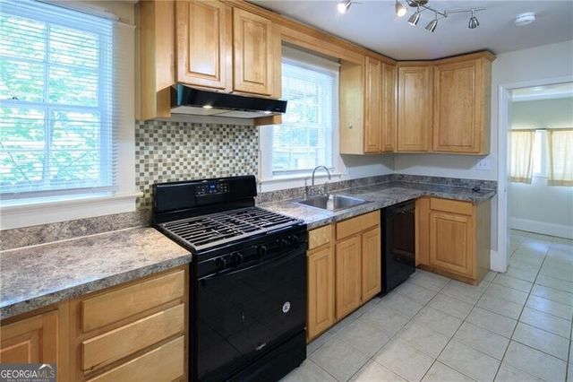 1656 Hosea L Williams Drive SE, Atlanta, GA 30317