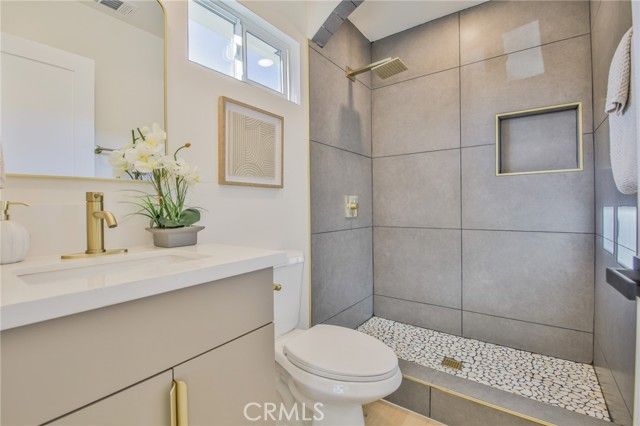 12035 Ramona, Hawthorne, CA 90250