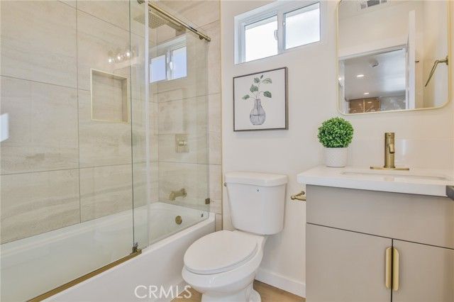 12035 Ramona, Hawthorne, CA 90250