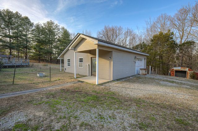 1510 Cheatham Dam Rd, Ashland City, TN 37015
