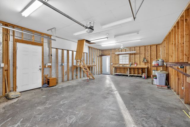 1510 Cheatham Dam Rd, Ashland City, TN 37015