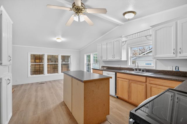 1510 Cheatham Dam Rd, Ashland City, TN 37015