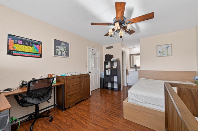 16120 Stuebner Airline Road 602, Spring, TX 77379