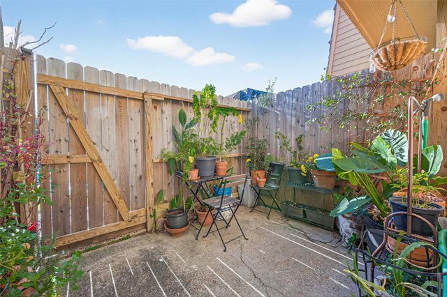 16120 Stuebner Airline Road 602, Spring, TX 77379