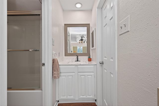 16120 Stuebner Airline Road 602, Spring, TX 77379