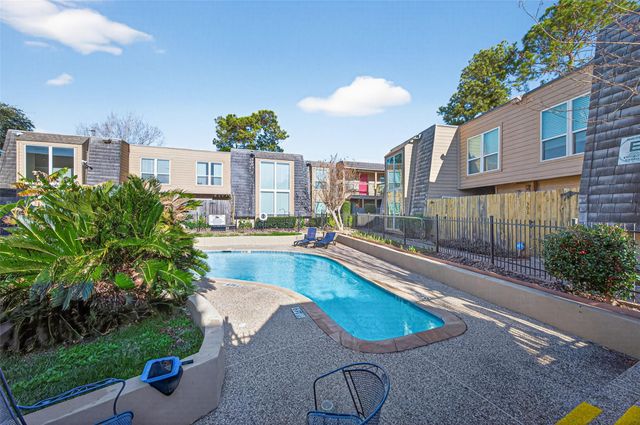 16120 Stuebner Airline Road 602, Spring, TX 77379