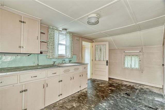 904 Lake Road 900-902, Webster, NY 14580