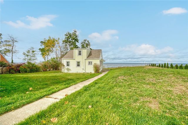 904 Lake Road 900-902, Webster, NY 14580