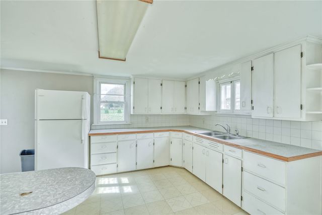 904 Lake Road 900-902, Webster, NY 14580