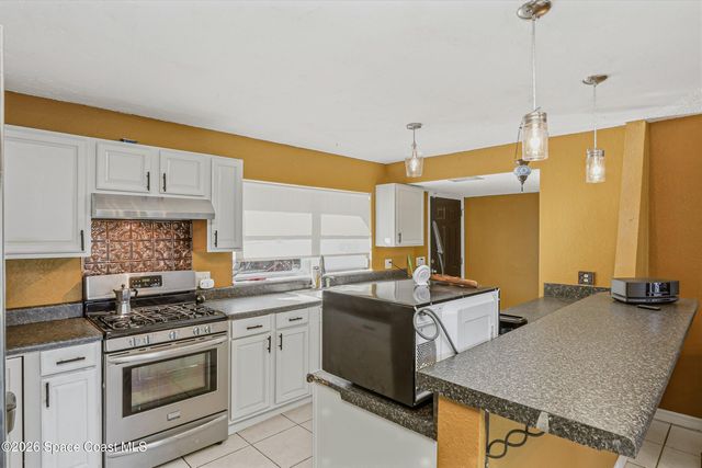 110 Lagoon Avenue, Melbourne, FL 32901