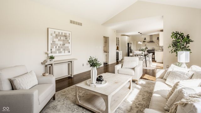 14227 Avian Way, Carmel, IN 46033