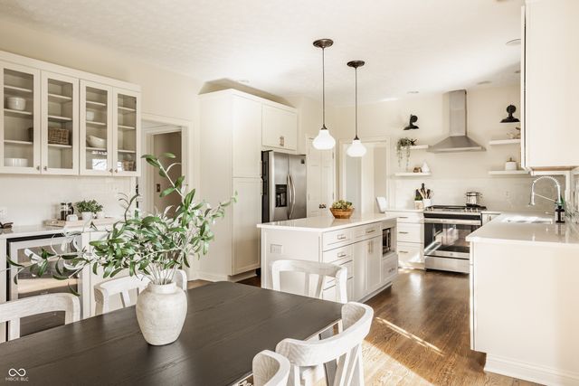 14227 Avian Way, Carmel, IN 46033