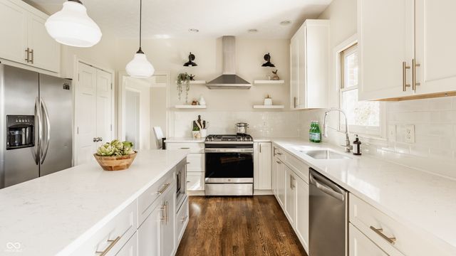 14227 Avian Way, Carmel, IN 46033