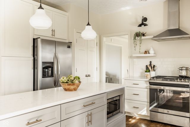 14227 Avian Way, Carmel, IN 46033