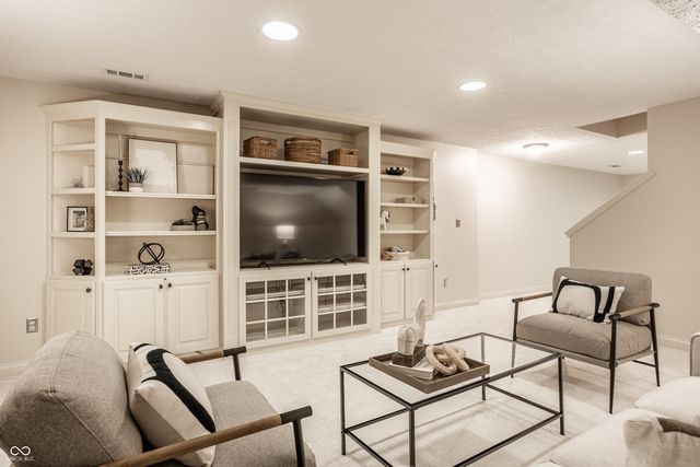 14227 Avian Way, Carmel, IN 46033