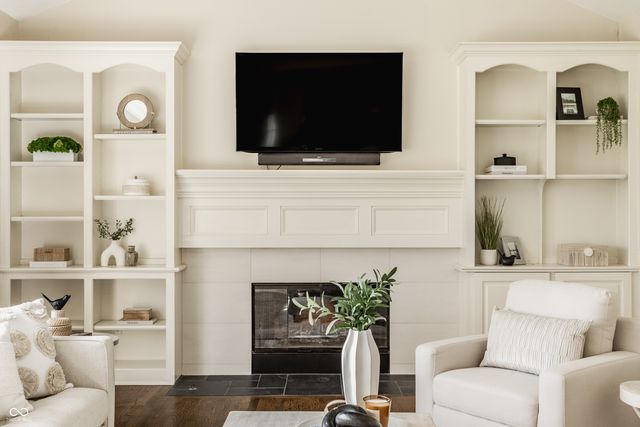 14227 Avian Way, Carmel, IN 46033